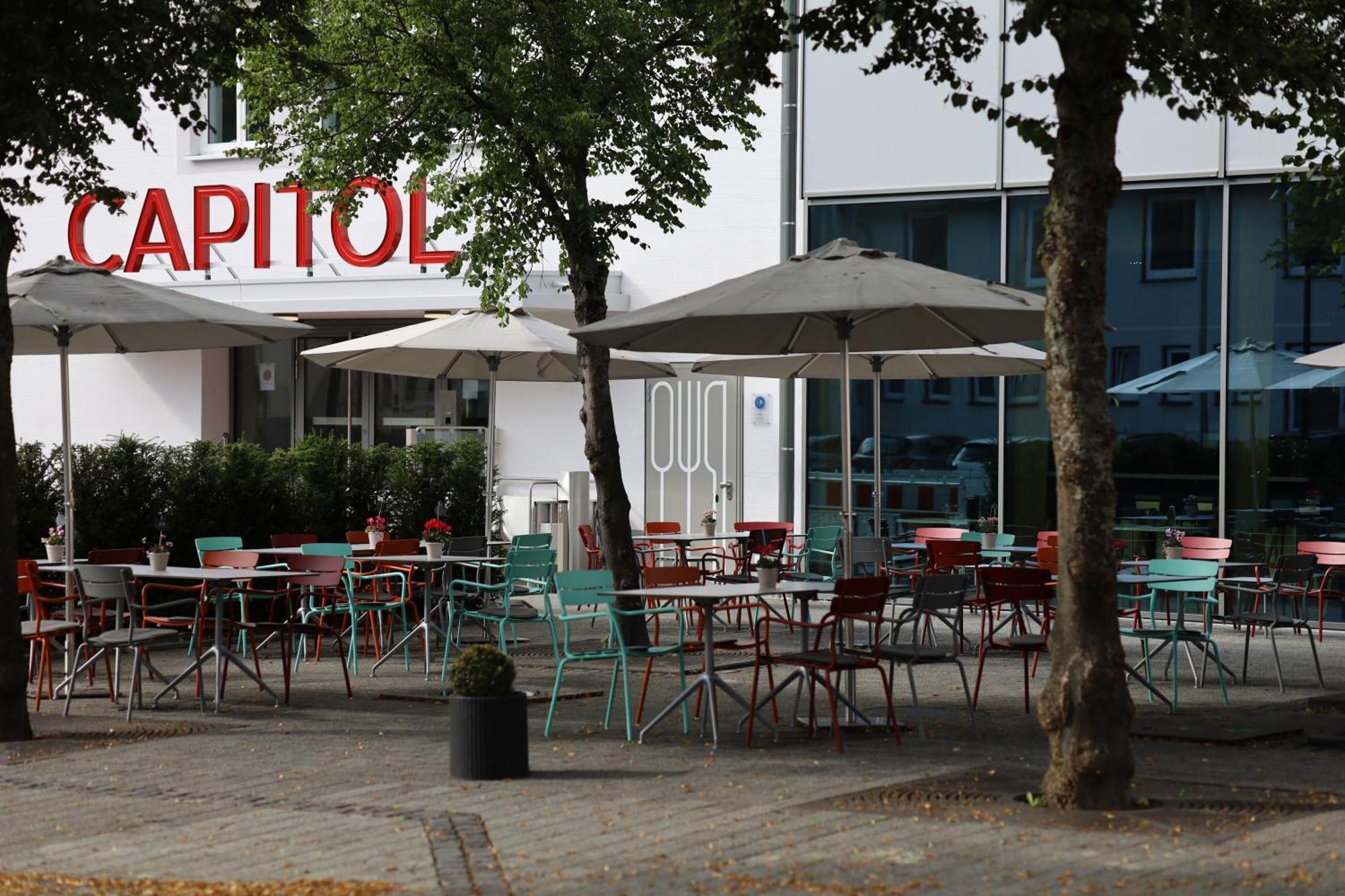 Das Neue Capitol บาด แบร์เลอบวร์ก ภายนอก รูปภาพ